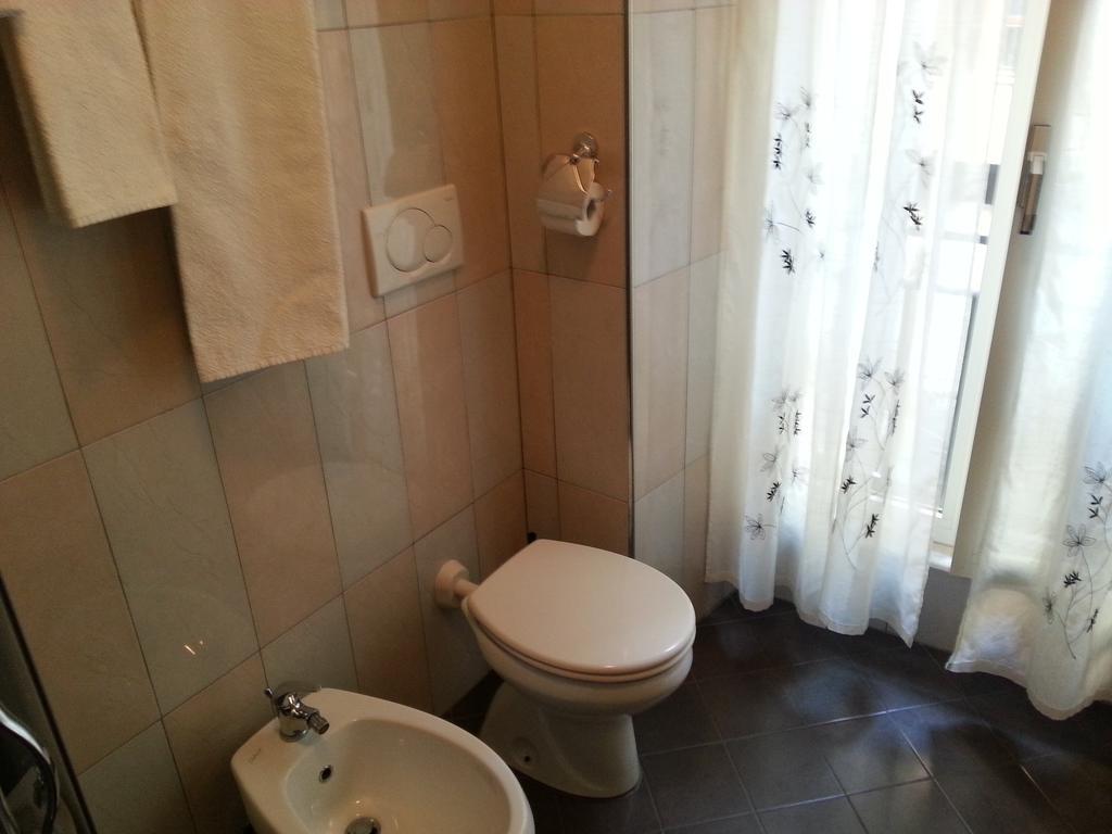 B&B Missi Рим Екстериор снимка