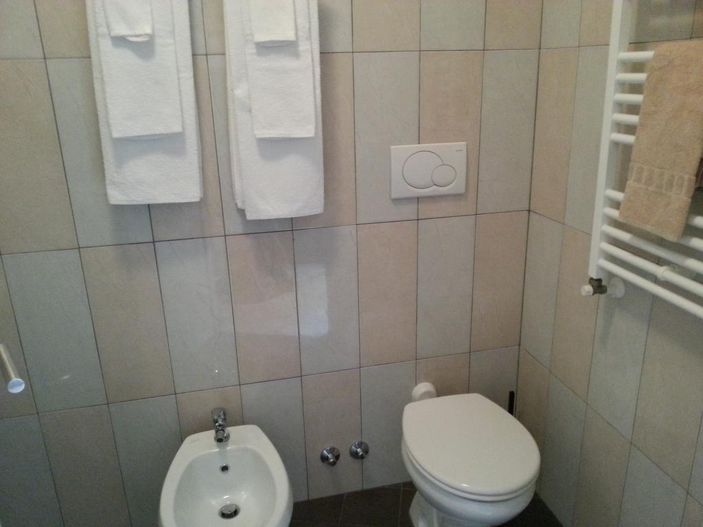 B&B Missi Рим Екстериор снимка